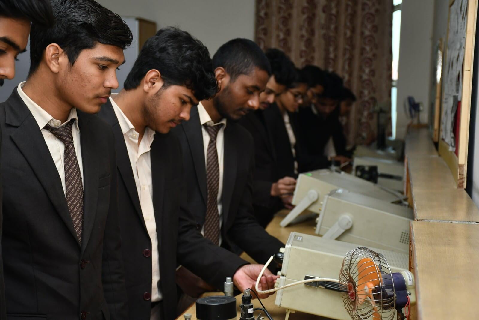 Electronics Workshop and PCB Lab at ITS