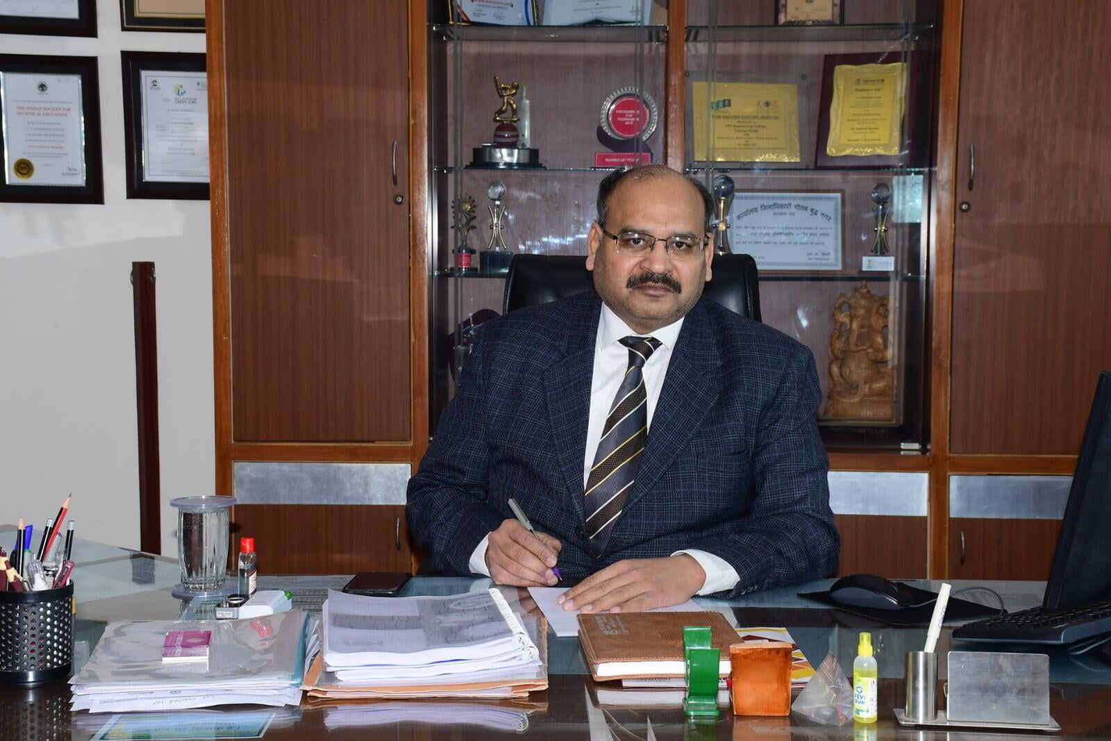 ITS Engineering College Executive Director  Dr. Vikas Singh