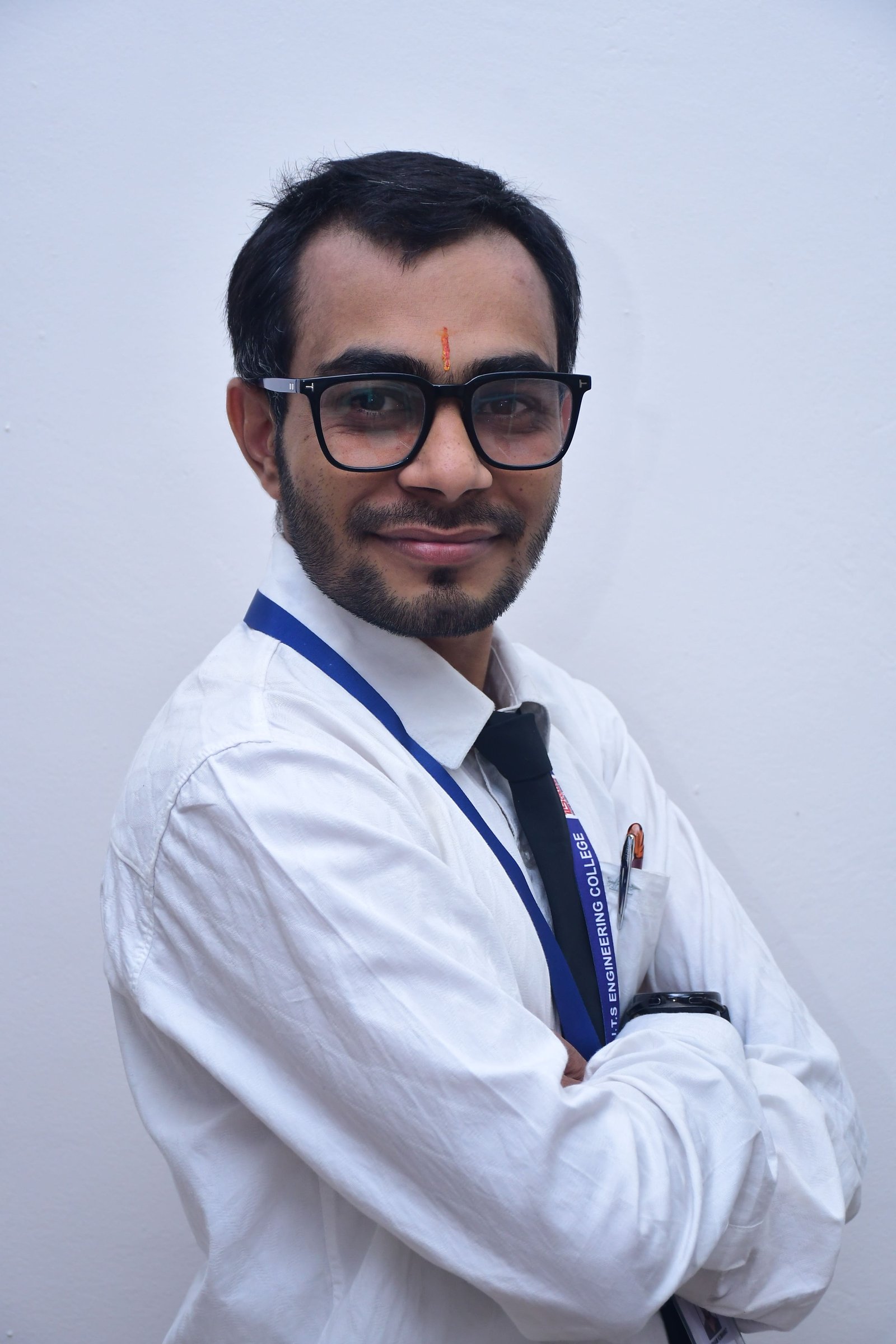 Mr. Shubham Kumawat